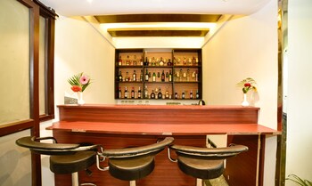 treebo tryst hotel tarcon
