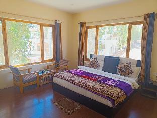 glacier view guest house