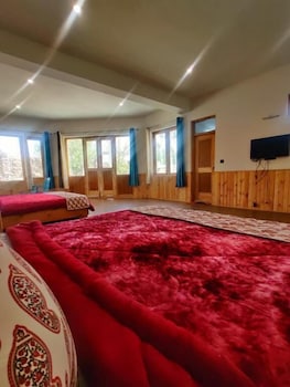 glacier view guest house