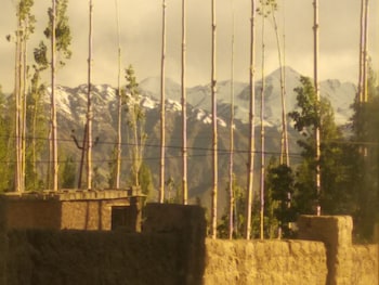 glacier view guest house