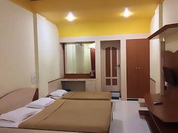 hotel royale heritage nashik
