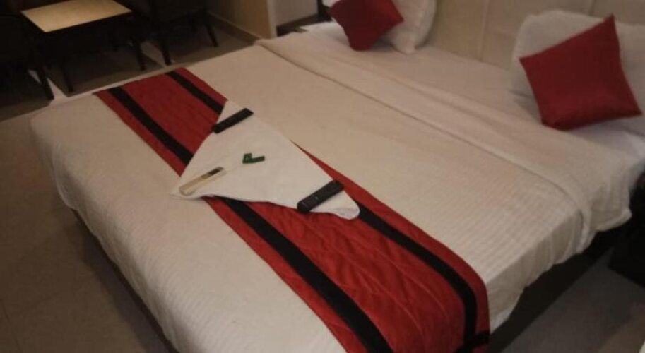 hotel grand continental