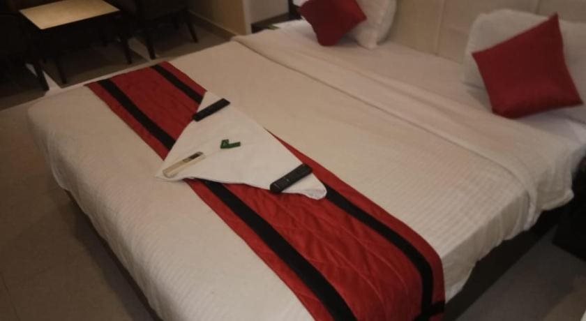 hotel grand continental