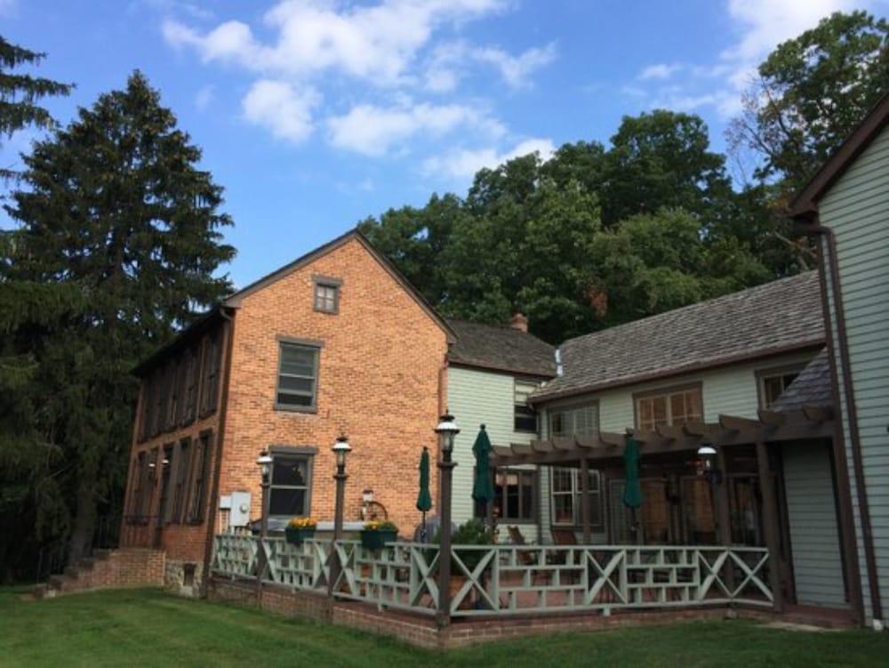 baladerry inn lp
