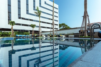 cosi pattaya wong amat beach