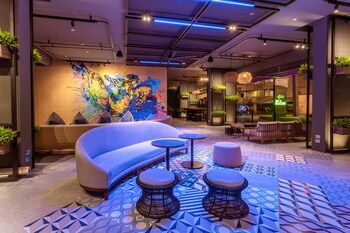 cosi pattaya wong amat beach