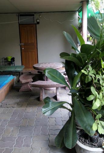 anurak guesthouse