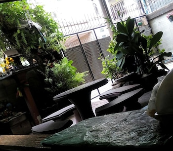 anurak guesthouse
