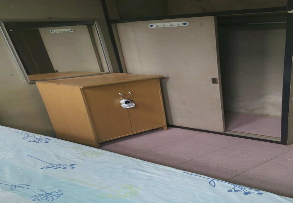 anurak guesthouse