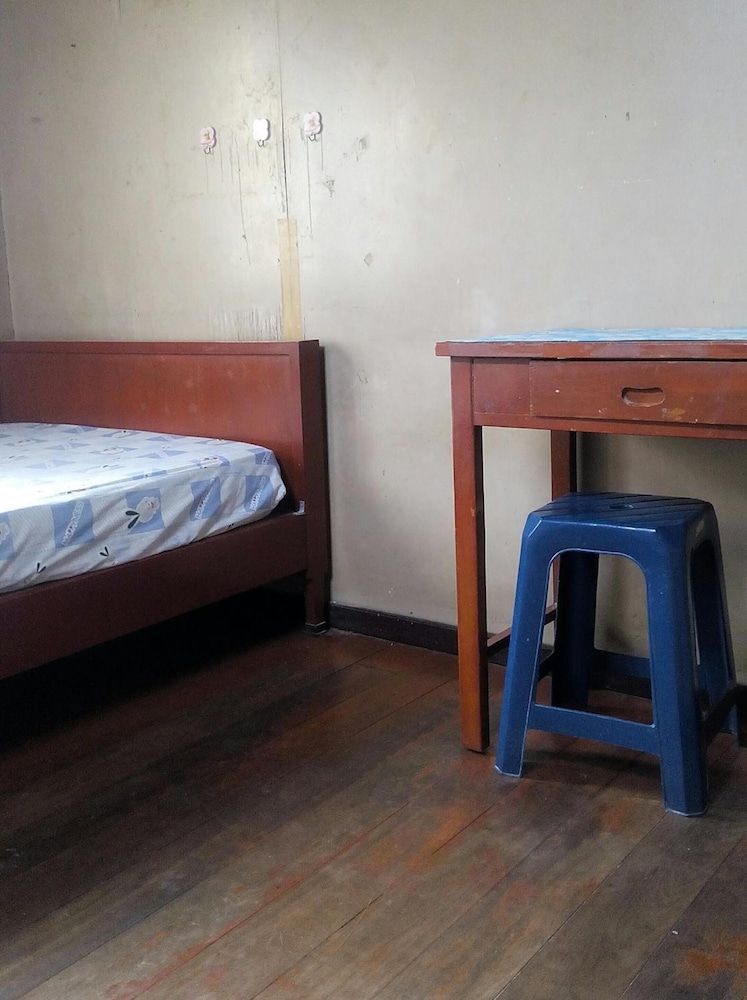 anurak guesthouse