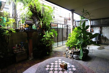 anurak guesthouse