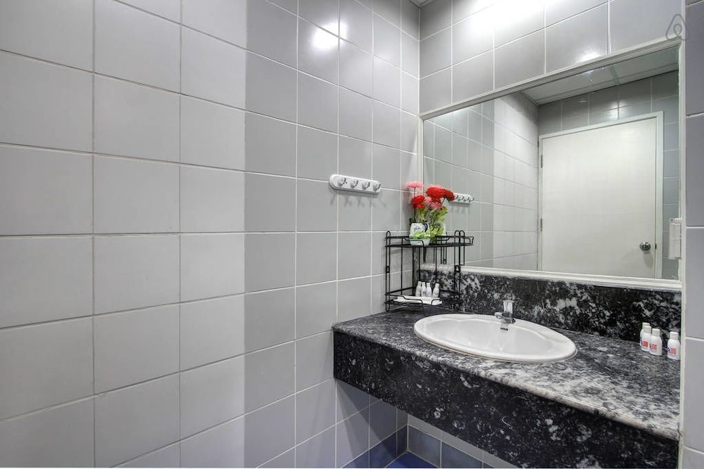 patong tower by united 21 thailand