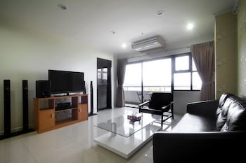 patong tower by united 21 thailand