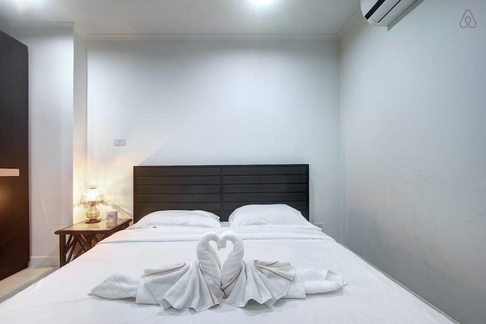 patong tower by united 21 thailand