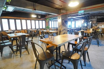 the quarter ladprao by uhg