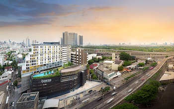 the quarter ladprao by uhg