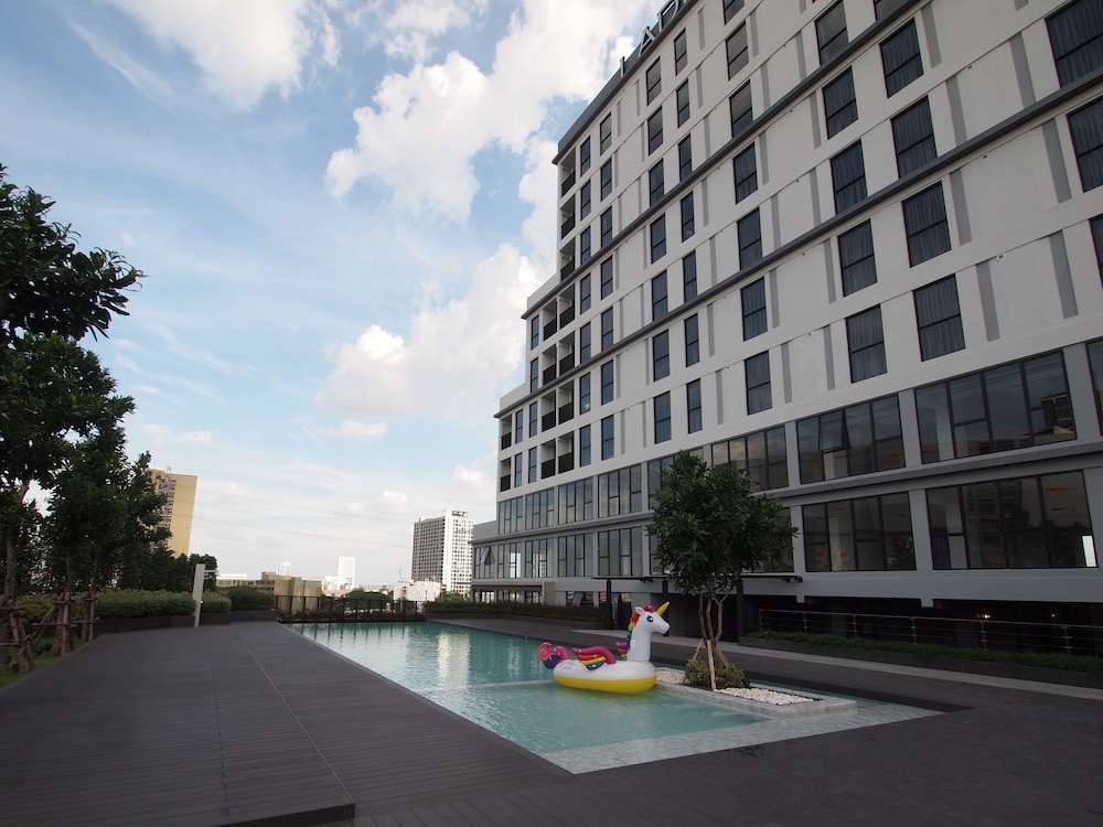 the quarter ladprao by uhg