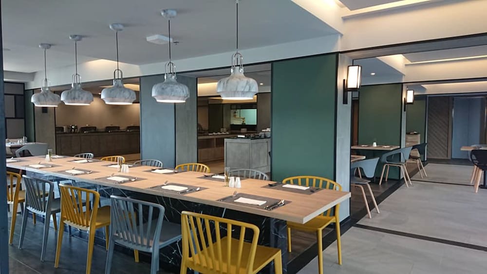 the quarter ladprao by uhg