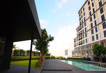 the quarter ladprao by uhg