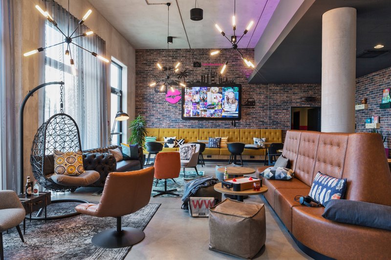 moxy frankfurt airport kelsterbach
