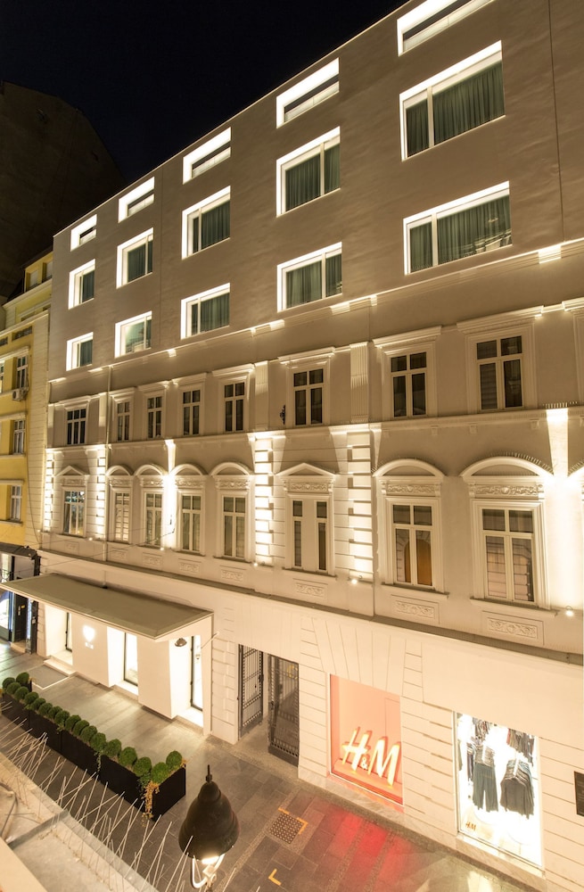 boutique hotel museum