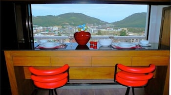 patong tower apartment by patong tc