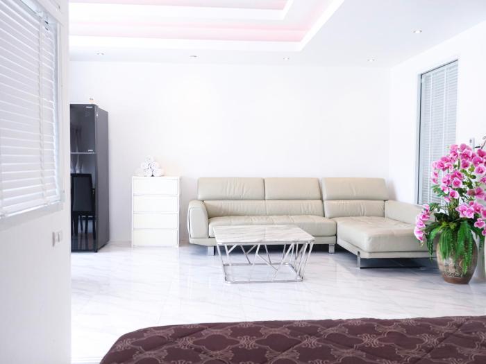 patong tower apartment by patong tc