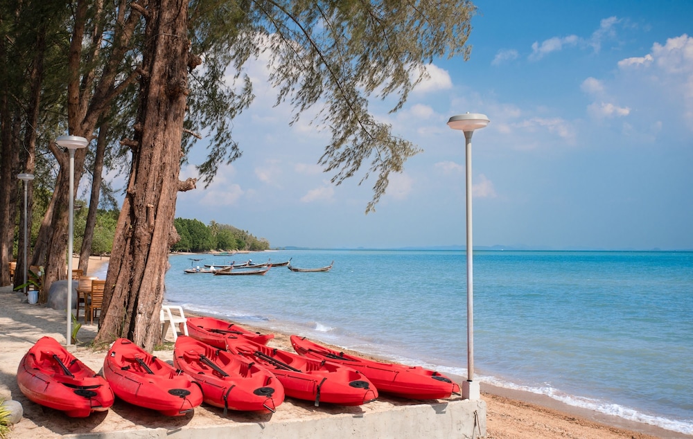 villa cha cha krabi beachfront resort