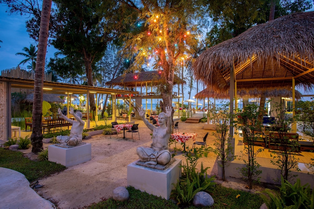 villa cha cha krabi beachfront resort