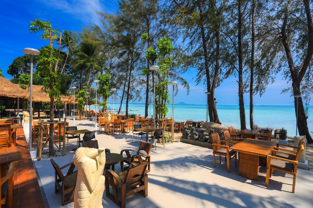 villa cha cha krabi beachfront resort