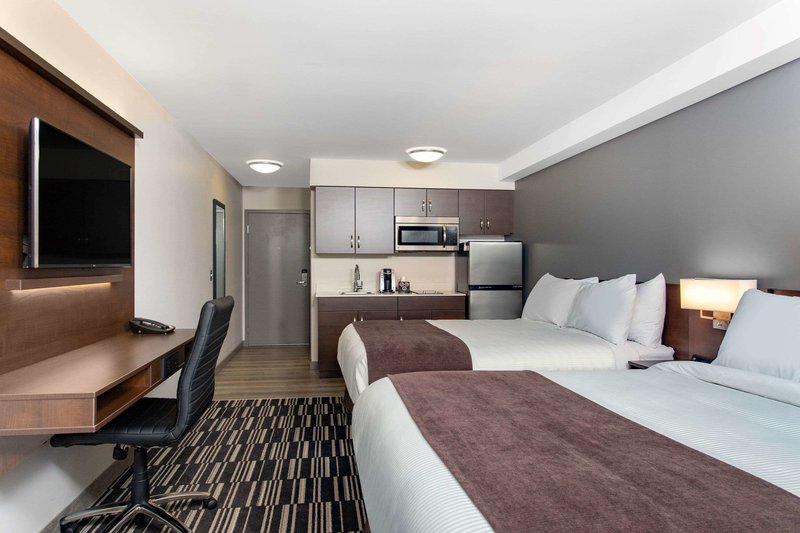 microtel inn and suites by wyndham mont tremblant