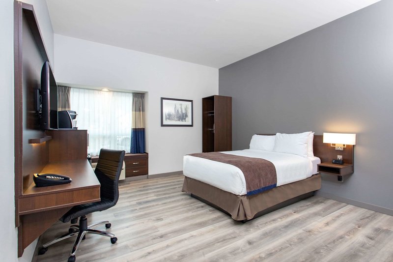 microtel inn and suites by wyndham mont tremblant
