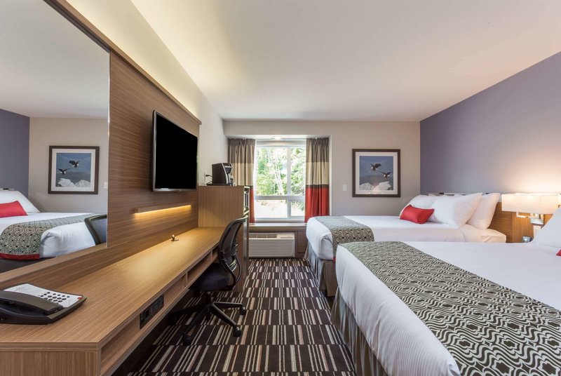 microtel inn and suites by wyndham mont tremblant