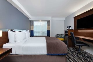 microtel inn and suites by wyndham mont tremblant