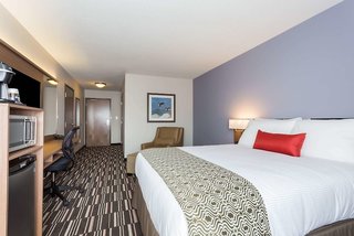 microtel inn and suites by wyndham mont tremblant
