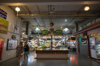 baan thai beach side residence