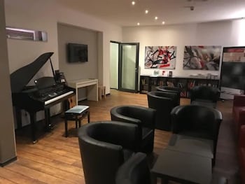 art rock downtown hotel