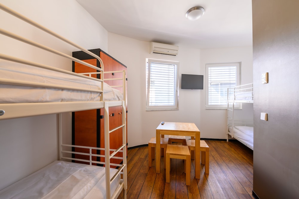 art rock downtown hotel