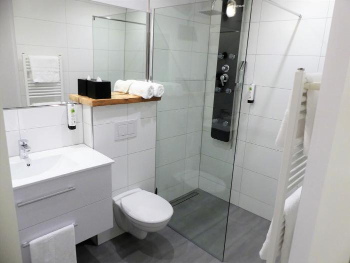 bodetaler basecamp lodge