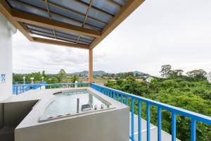 costa village bangsaray