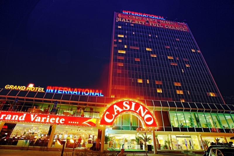 international hotel casino and tower suites