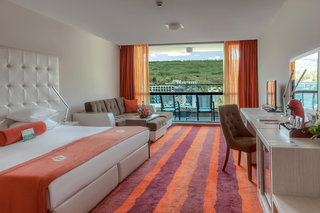 international hotel casino and tower suites