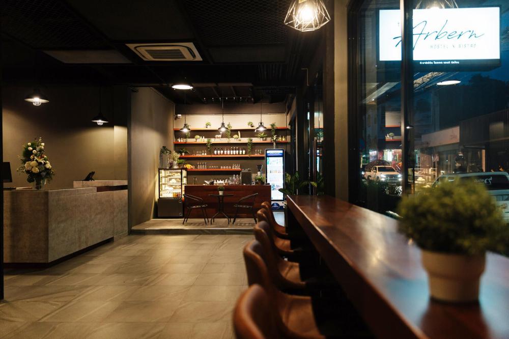 the arbern hostel x bistro