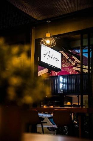 the arbern hostel x bistro