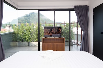 the arbern hostel x bistro