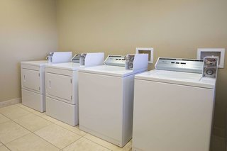 Days Inn & Suites By Wyndham Gonzales Tx,Gonzales County>>Gonzales,2 star