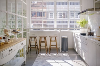 hide and seek boutique hometel