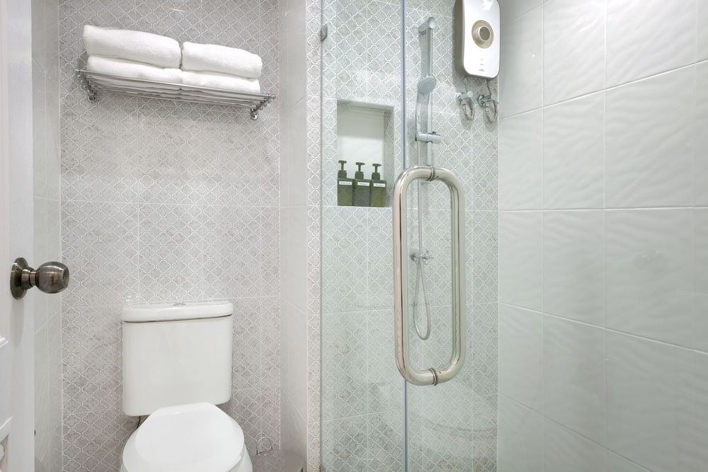 hide and seek boutique hometel