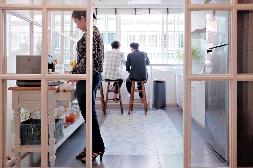 hide and seek boutique hometel