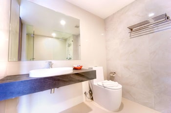 phoenix hotel karon beach